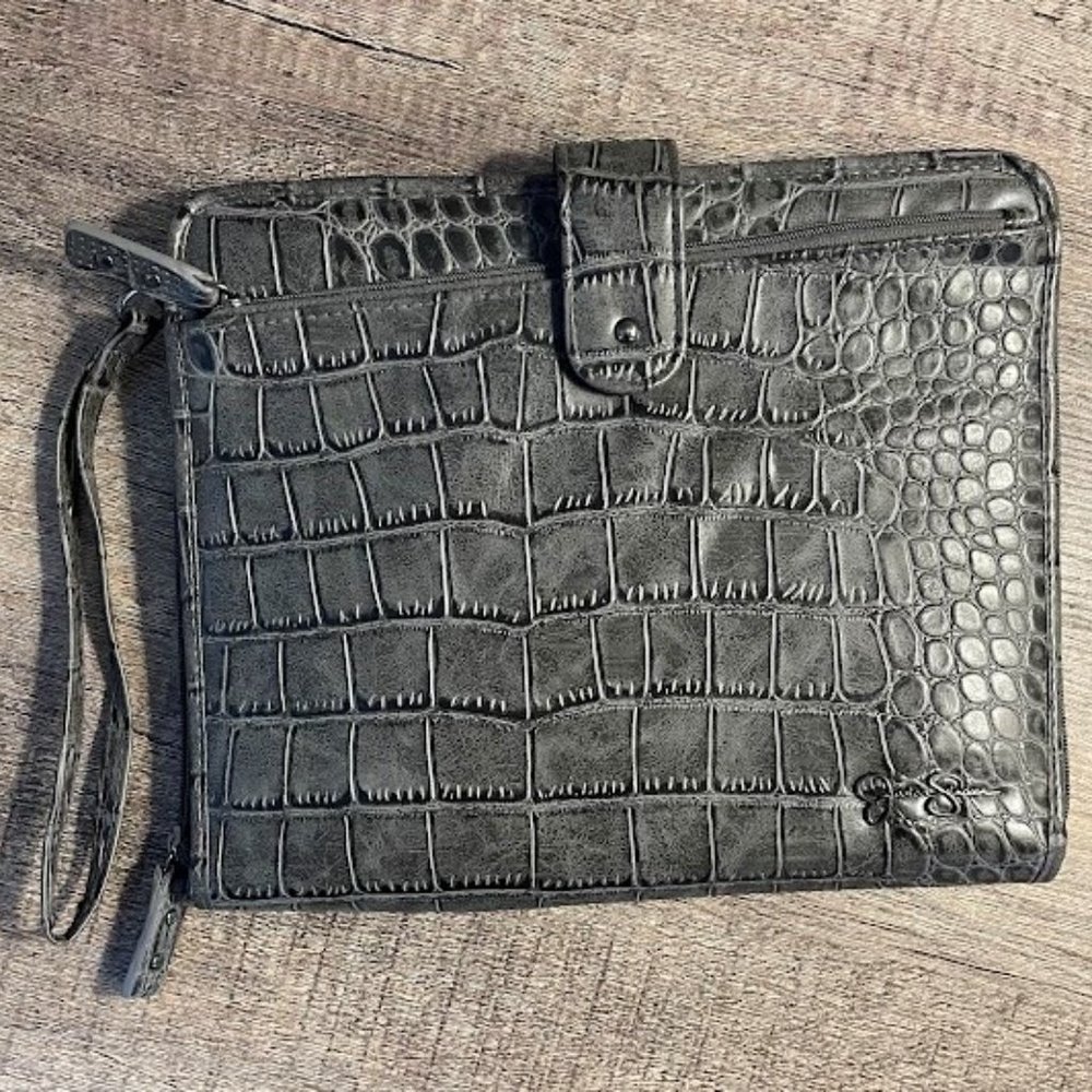 Jessica Simpson Clutch/Wallet